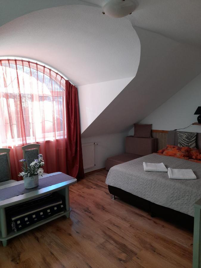 Hotel Zoeld Sziget Vendeghaz Eger Zewnętrze zdjęcie